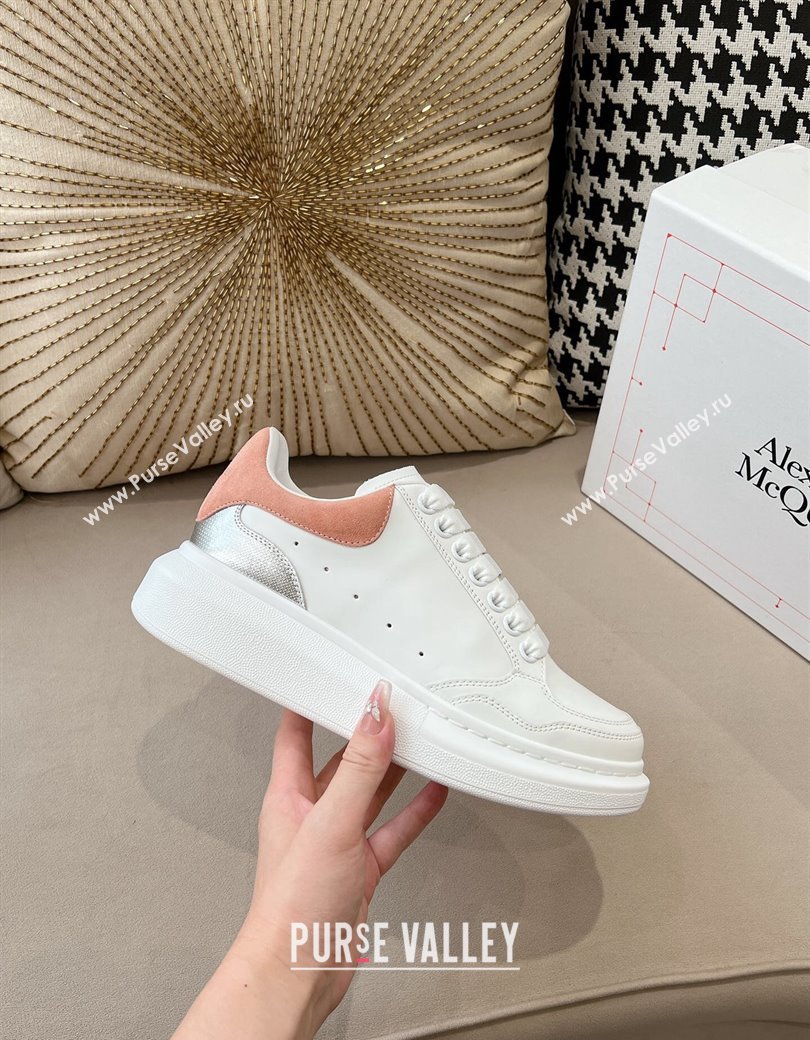 Alexander McQueen Oversized Retro Sneakers in Patchwork Silky Calfskin White/Pink/Silver 2024 1225 (SS-241225072)