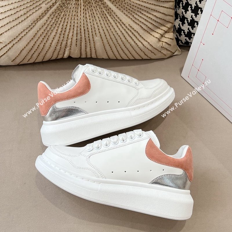 Alexander McQueen Oversized Retro Sneakers in Patchwork Silky Calfskin White/Pink/Silver 2024 1225 (SS-241225072)