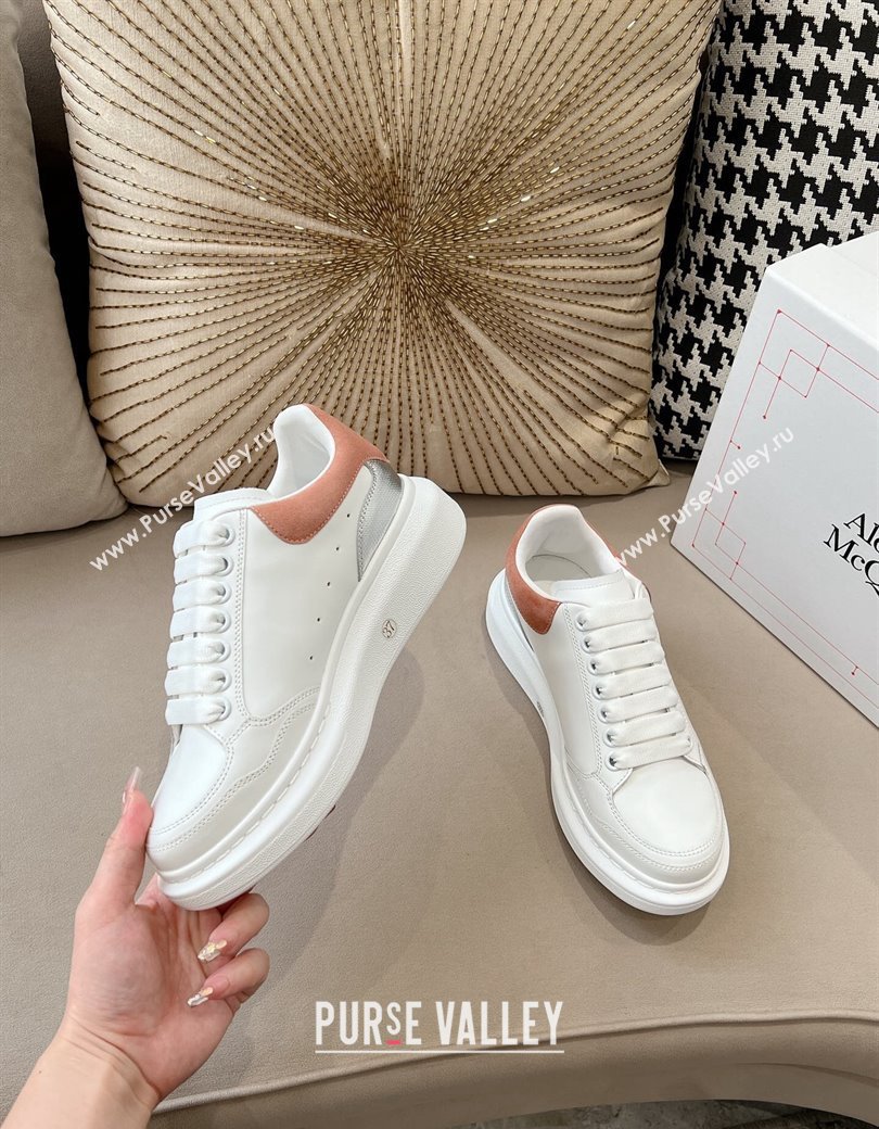 Alexander McQueen Oversized Retro Sneakers in Patchwork Silky Calfskin White/Pink/Silver 2024 1225 (SS-241225072)