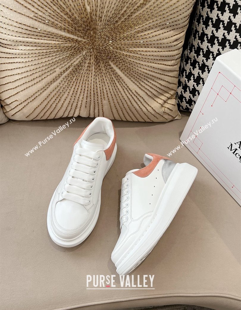 Alexander McQueen Oversized Retro Sneakers in Patchwork Silky Calfskin White/Pink/Silver 2024 1225 (SS-241225072)