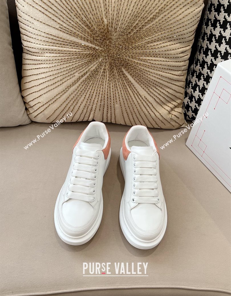 Alexander McQueen Oversized Retro Sneakers in Patchwork Silky Calfskin White/Pink/Silver 2024 1225 (SS-241225072)