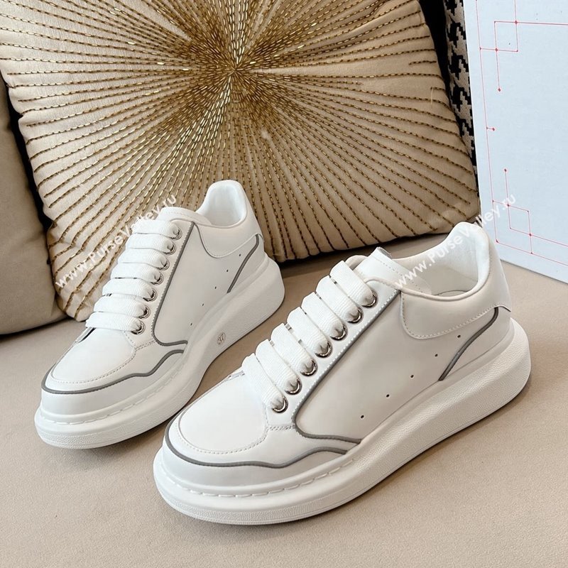 Alexander McQueen Oversized Retro Sneakers in Patchwork Silky Calfskin White/Reflective 2024 1225 (SS-241225073)