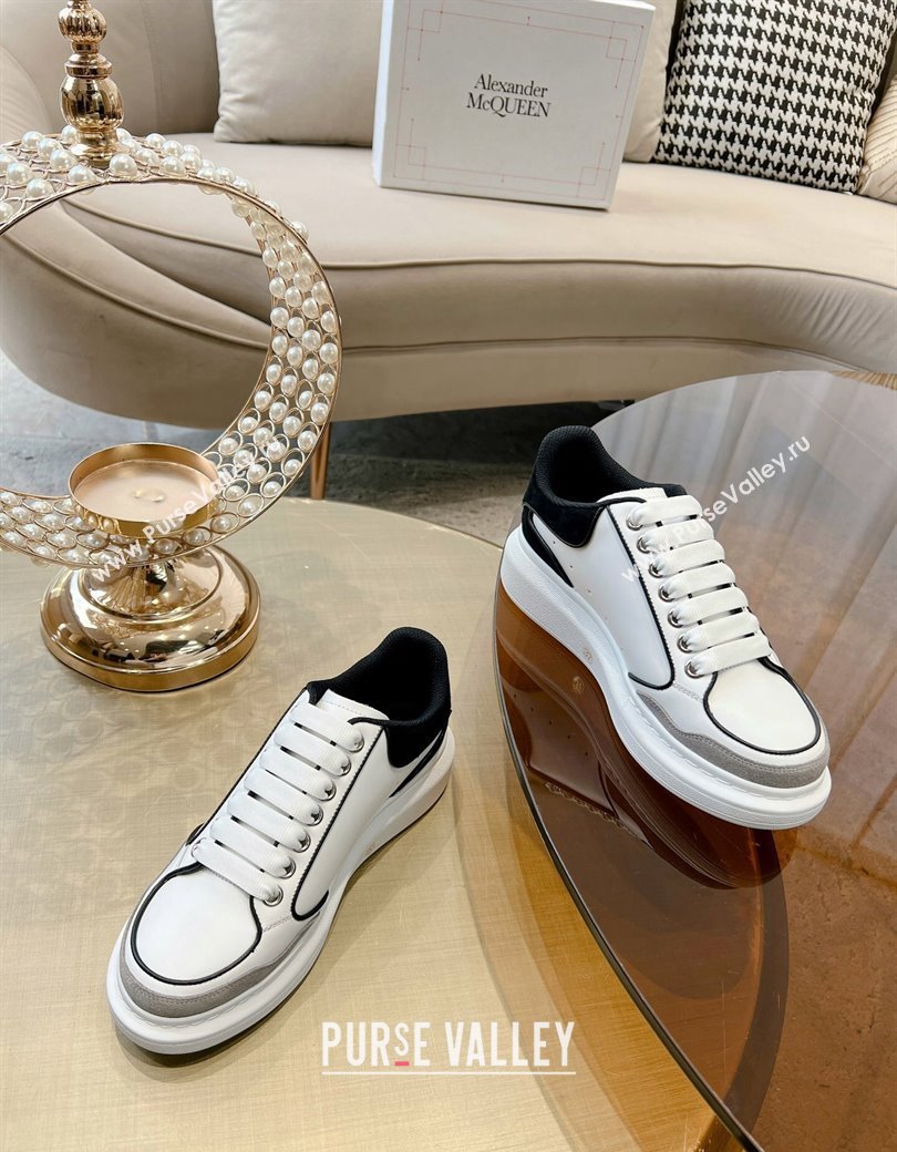 Alexander McQueen Oversized Retro Sneakers in Patchwork Silky Calfskin White/Grey/Black 2024 1225 (SS-241225074)