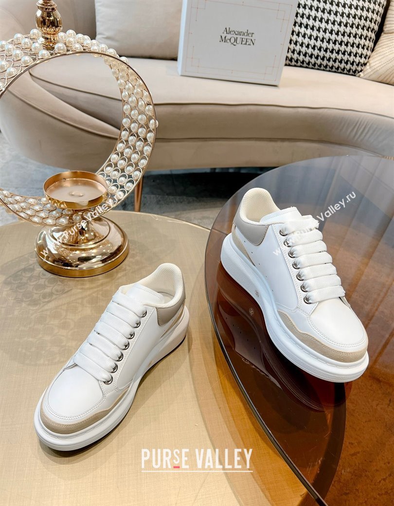 Alexander McQueen Oversized Retro Sneakers in Patchwork Silky Calfskin White/Beige/Grey 2024 1225 (SS-241225076)