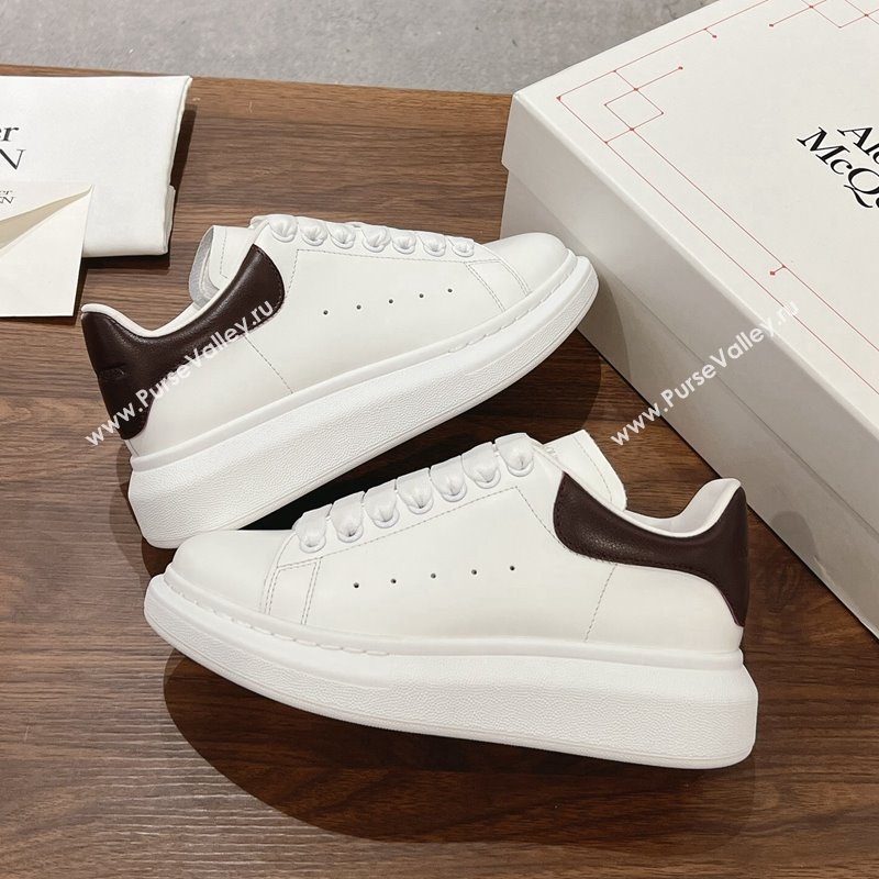 Alexander McQueen Oversized Sneakers in Silky Calfskin and Grained Leather Heel Tab Dark Burgundy 2024 1225 (SS-241225054)