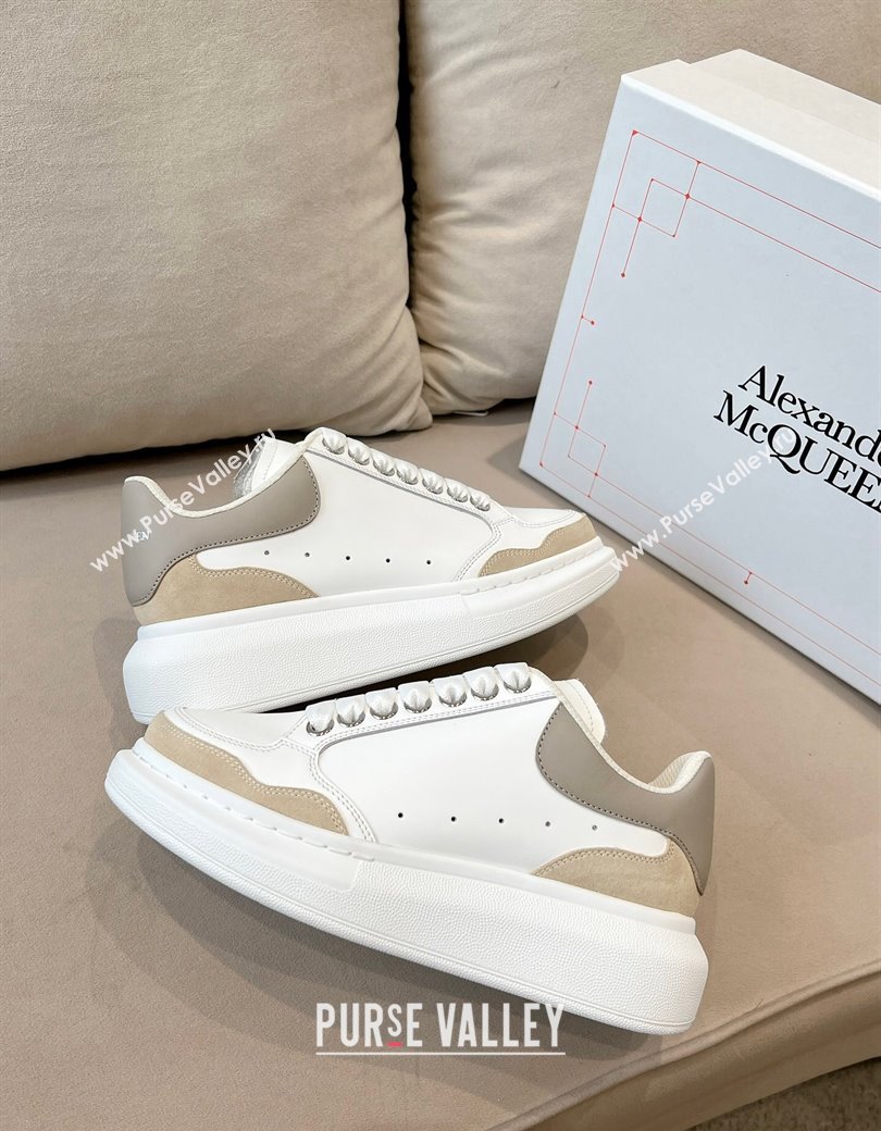 Alexander McQueen Oversized Retro Sneakers in Patchwork Silky Calfskin White/Beige/Grey 2024 1225 (SS-241225076)