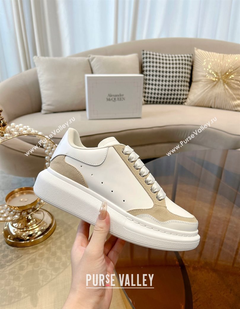 Alexander McQueen Oversized Retro Sneakers in Patchwork Silky Calfskin White/Beige2 2024 1225 (SS-241225077)