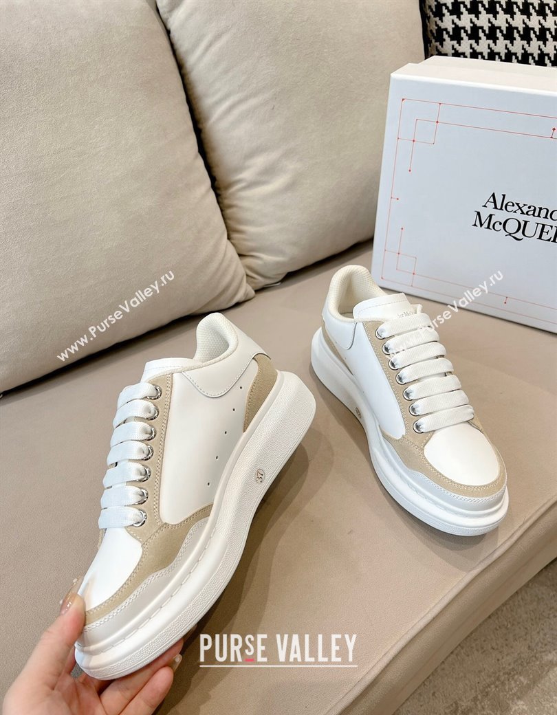 Alexander McQueen Oversized Retro Sneakers in Patchwork Silky Calfskin White/Beige2 2024 1225 (SS-241225077)