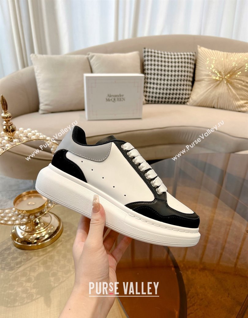 Alexander McQueen Oversized Retro Sneakers in Patchwork Silky Calfskin White/Grey/Black 2024 1225 (SS-241225078)