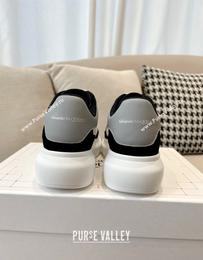 Alexander McQueen Oversized Retro Sneakers in Patchwork Silky Calfskin White/Grey/Black 2024 1225 (SS-241225078)