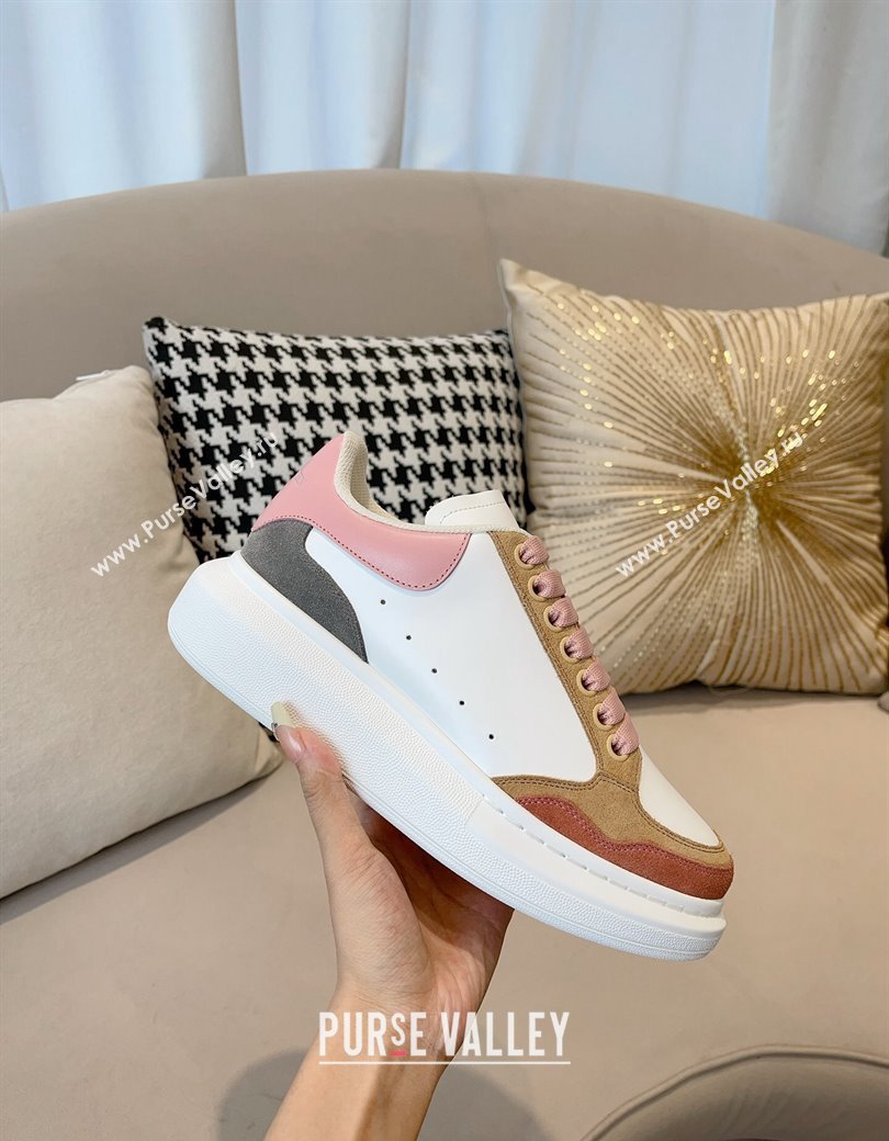 Alexander McQueen Oversized Retro Sneakers in Patchwork Silky Calfskin White/Multicolor 2024 1225 (SS-241225080)