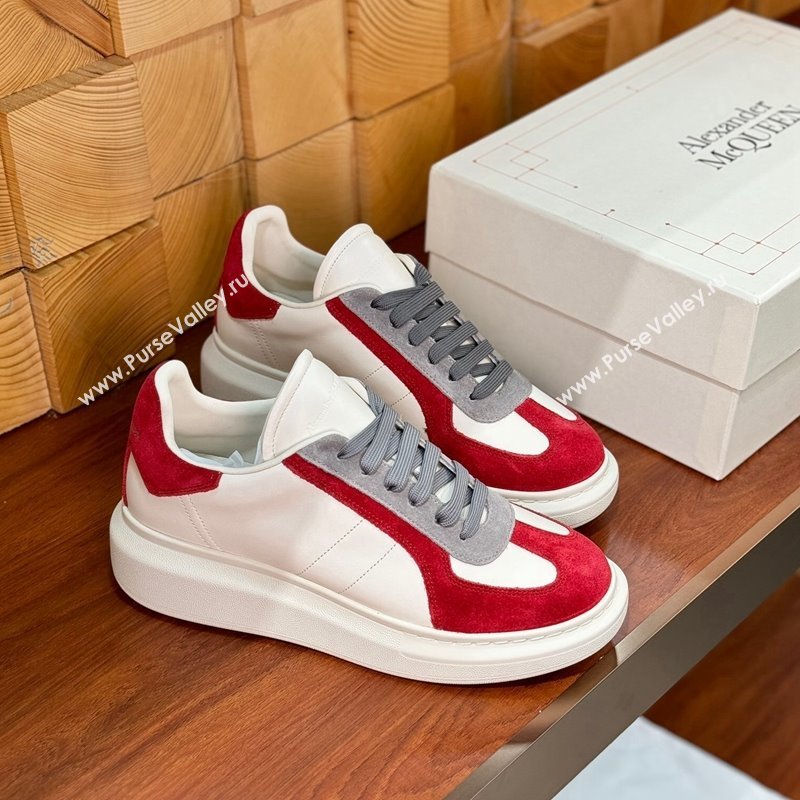 Alexander McQueen Oversized Retro Sneakers in Calfskin and Suede White/Red 2024 1114 (KL-241114016)