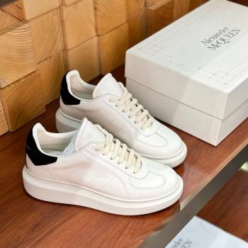 Alexander McQueen Oversized Retro Sneakers in Matte Silky Calfskin White/Black Tab 2024 (KL-241114017)