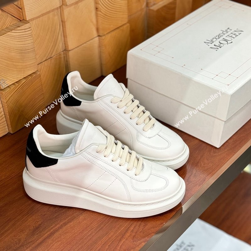 Alexander McQueen Oversized Retro Sneakers in Matte Silky Calfskin White/Black Tab 2024 (KL-241114017)