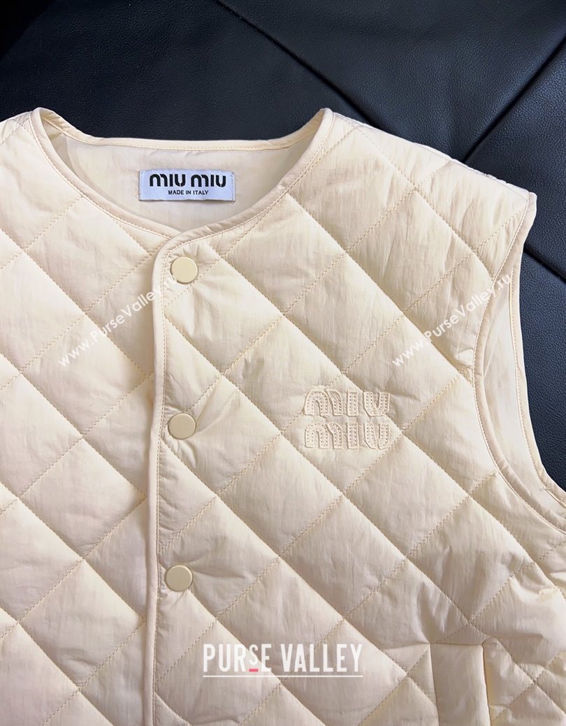 Miu Miu Quilted Vest White 2025 MM122512 (QI-251225023)