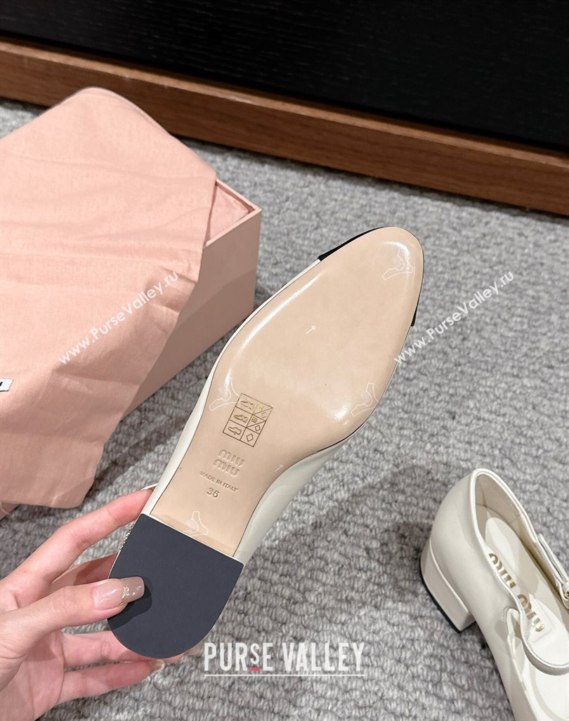 Miu Miu Two-tone leather pumps 3.5cm White 2024 0611 (SS-240611052)
