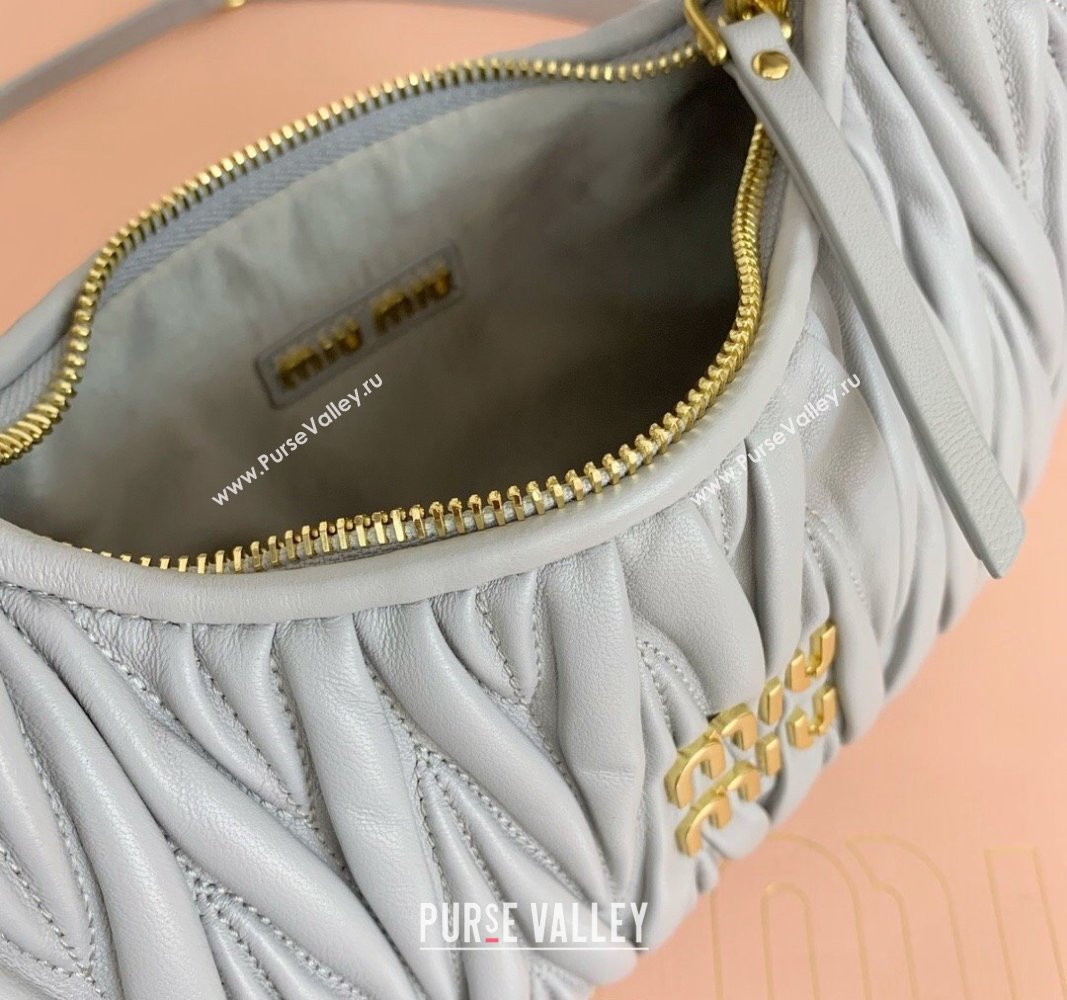 Miu Miu Wander Matelasse Nappa Leather Small Hobo bag 5BC125 Light Grey 2024 (LN-24103089)