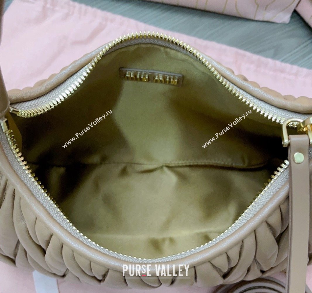 Miu Miu Wander Matelasse Nappa Leather Medium Hobo bag 5BC153 Khaki 2024 (JD-24103094)