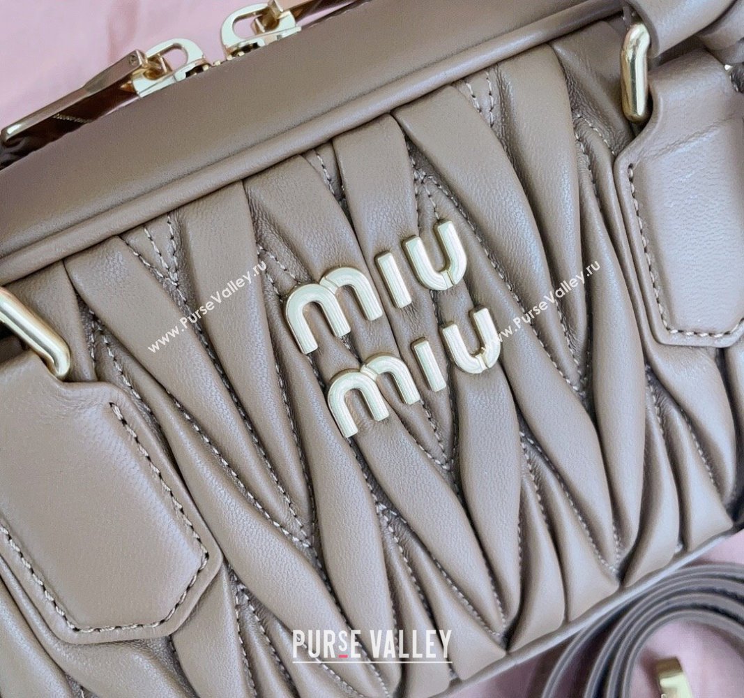 Miu Miu Arcadie Matelasse Nappa Leather top handle bag with Gold-Tone Logo Tan Brown 2024 5BB148 (JD-24103033)