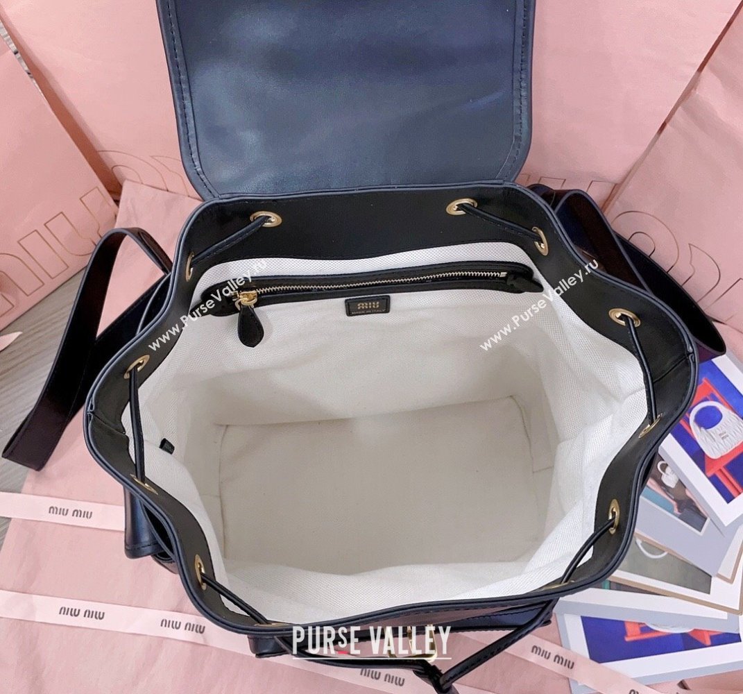 Miu Miu Calf leather backpack bag Black 2025 5BZ042 (JD-250407106)