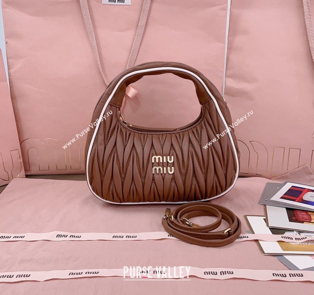 Miu Miu Wander Matelasse Nappa Leather Hobo Mini bag with Contrasting Trim 5BC125 Cognac Brown 2025 (JD-250407124)