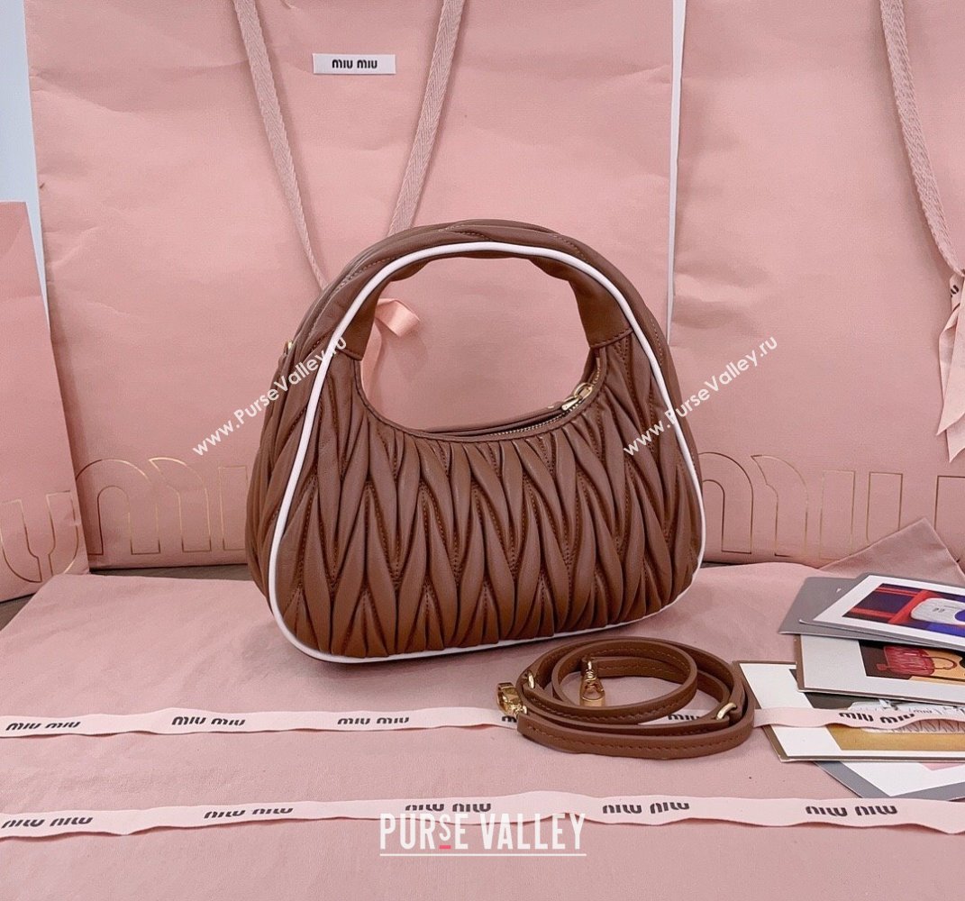 Miu Miu Wander Matelasse Nappa Leather Hobo Mini bag with Contrasting Trim 5BC125 Cognac Brown 2025 (JD-250407124)