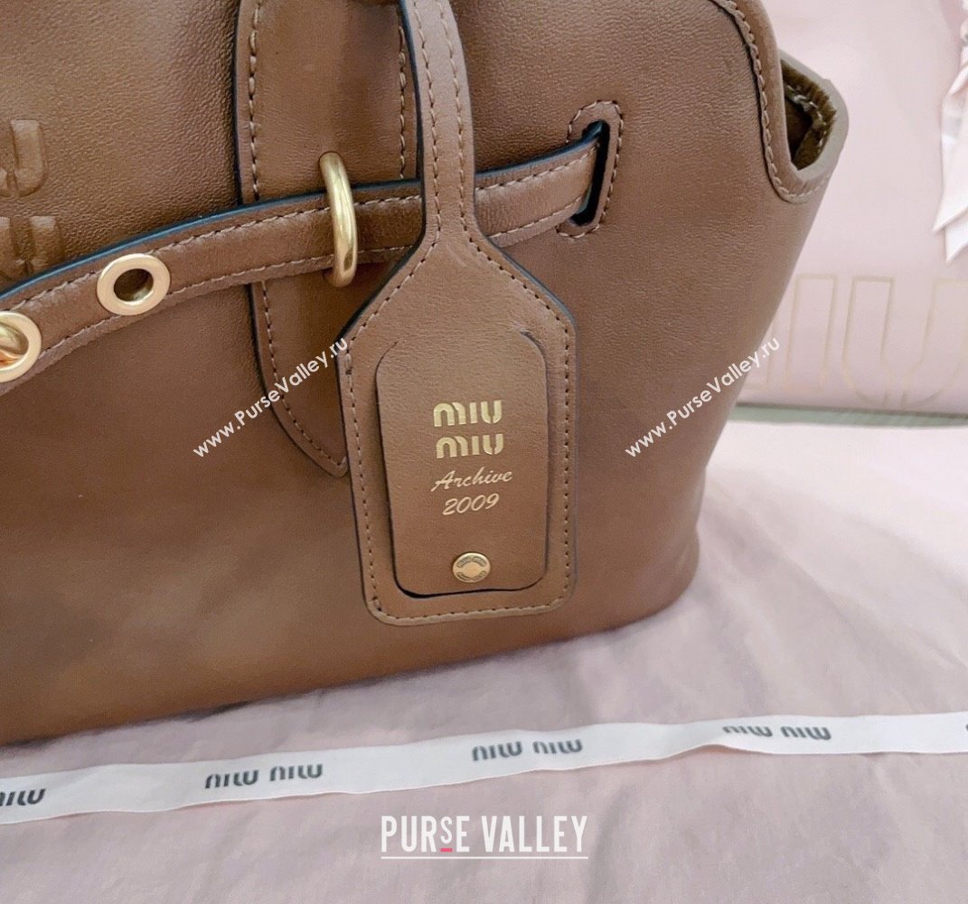 Miu Miu Aventure leather bag Oak Brown 2025 5BG310 (JD-250407123)