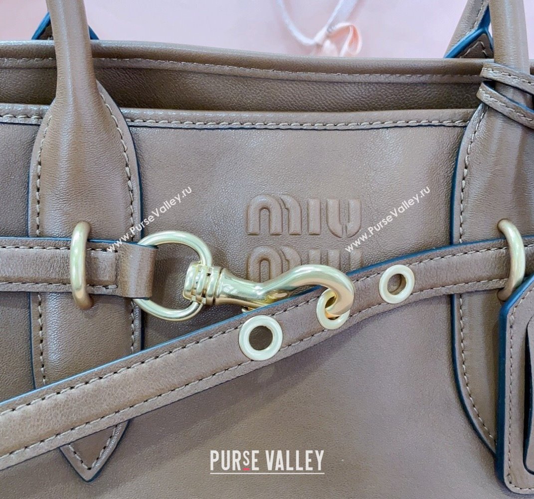Miu Miu Aventure leather bag Oak Brown 2025 5BG310 (JD-250407123)