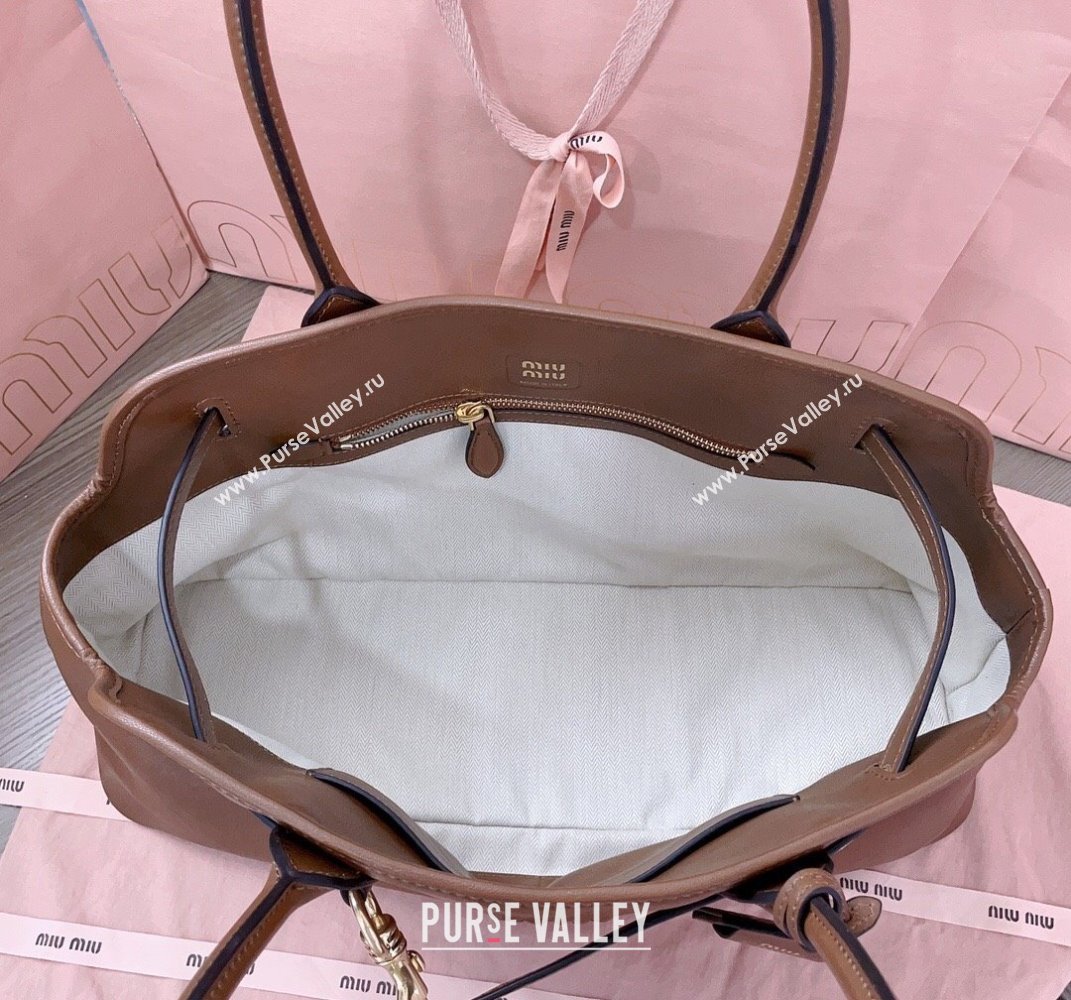 Miu Miu Aventure leather bag Oak Brown 2025 5BG310 (JD-250407123)