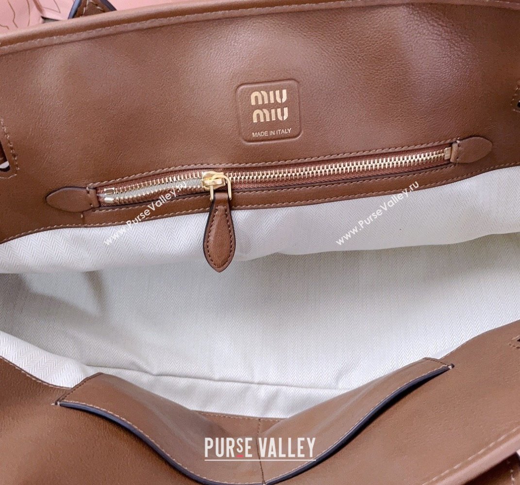 Miu Miu Aventure leather bag Oak Brown 2025 5BG310 (JD-250407123)