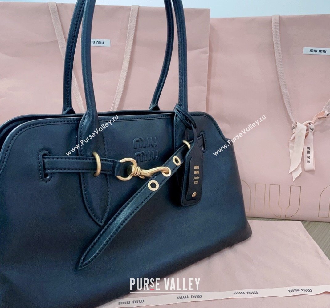 Miu Miu Aventure leather bag Black 2025 5BG310 (JD-250407122)
