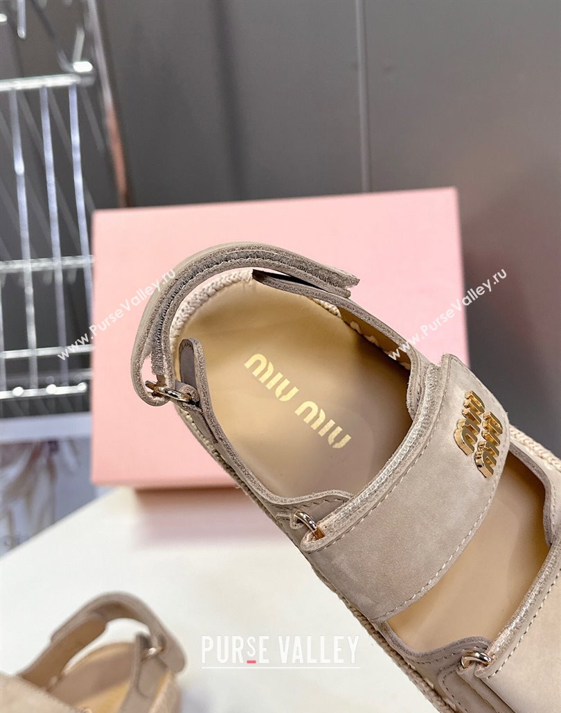 Miu Miu Suede Strap Sandals with Straw Detail Beige 2025 (MD-250426053)