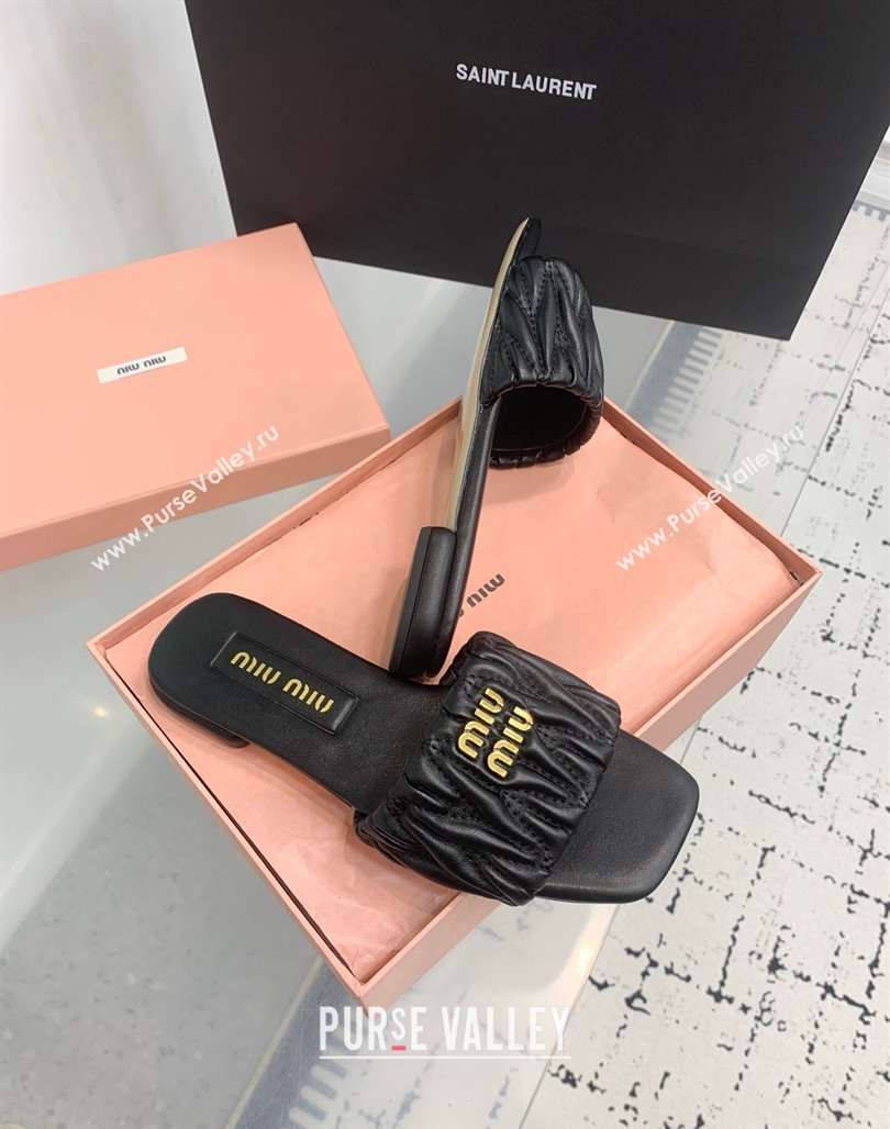 Miu Miu Matelasse Nappa Leather Flat Slides Sandal Black 2025 5XX605 (KER-250426074)