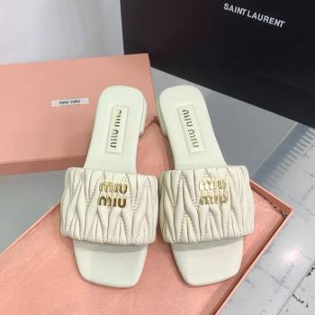 Miu Miu Matelasse Nappa Leather Flat Slides Sandal White 2025 5XX605 (KER-250426075)