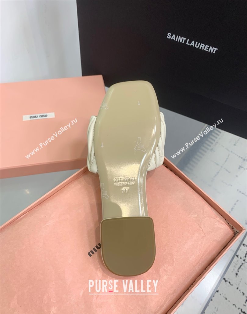 Miu Miu Matelasse Nappa Leather Flat Slides Sandal White 2025 5XX605 (KER-250426075)