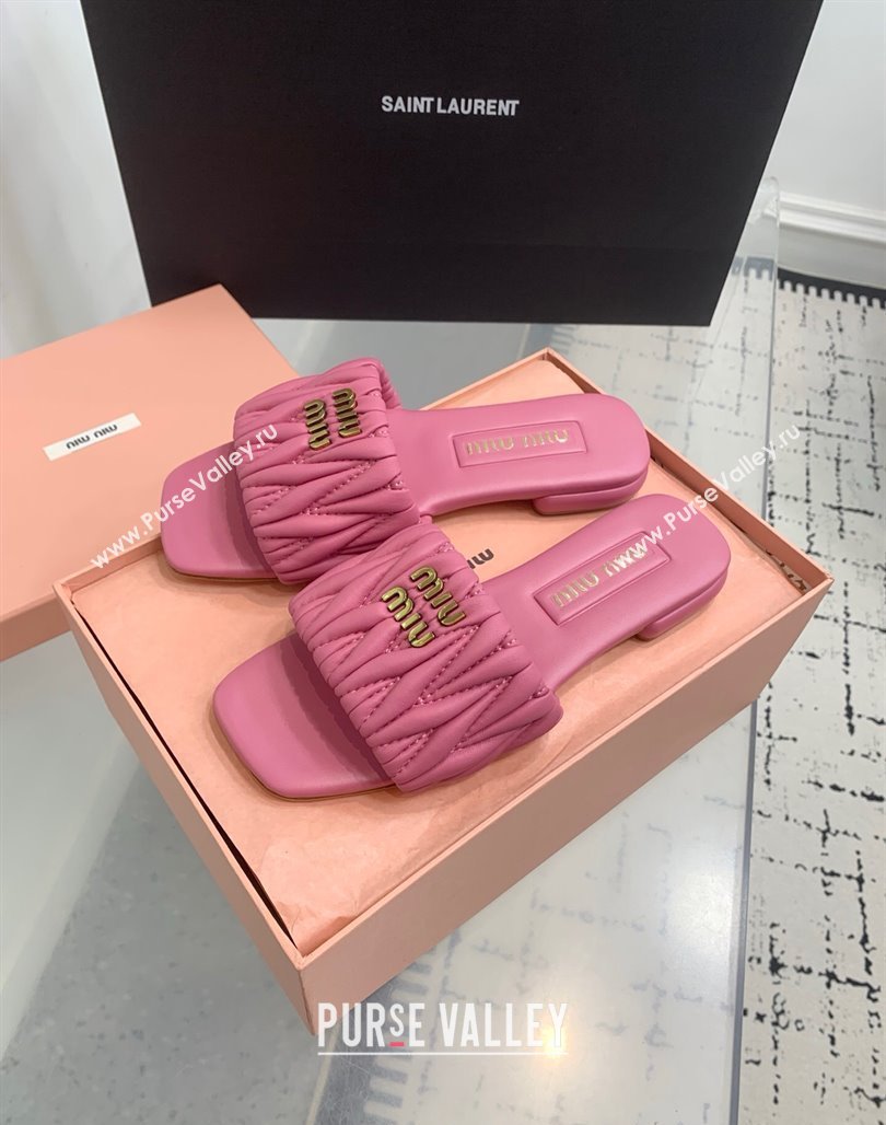 Miu Miu Matelasse Nappa Leather Flat Slides Sandal Pink 2025 5XX605 (KER-250426077)