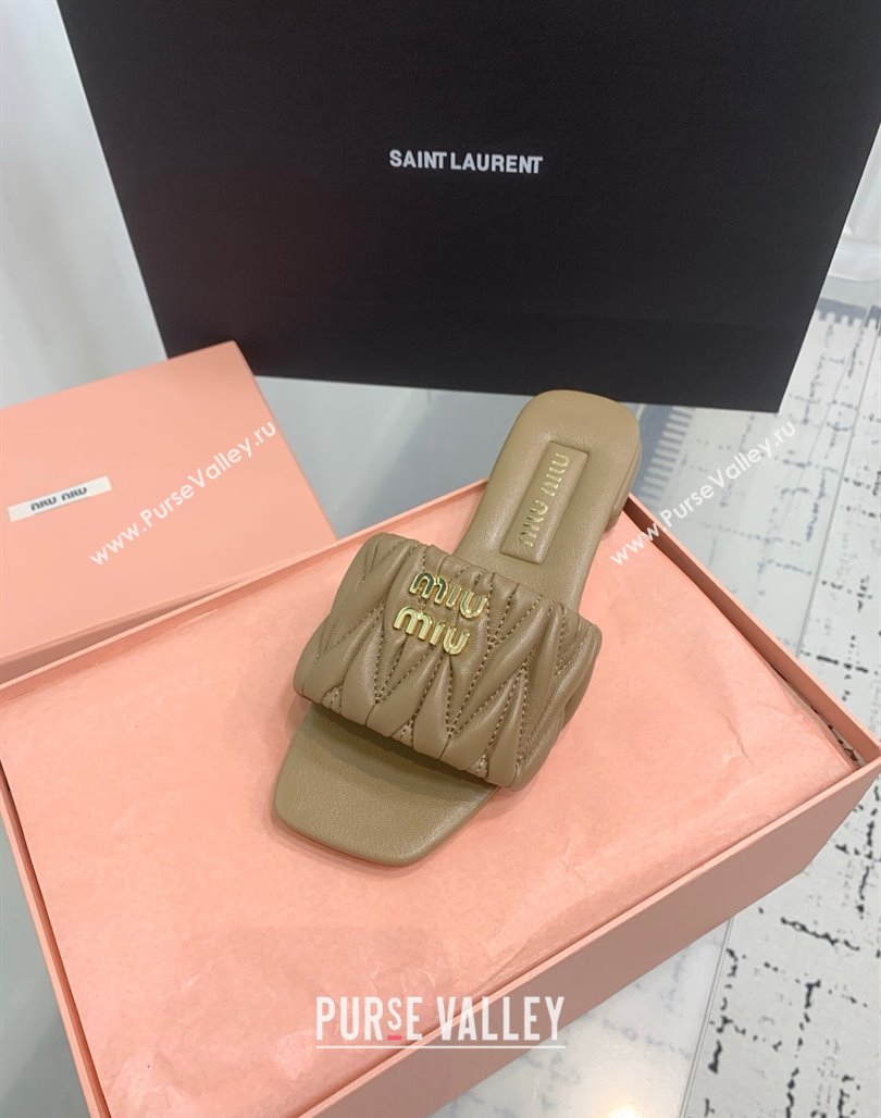 Miu Miu Matelasse Nappa Leather Flat Slides Sandal Khaki 2025 5XX605 (KER-250426078)