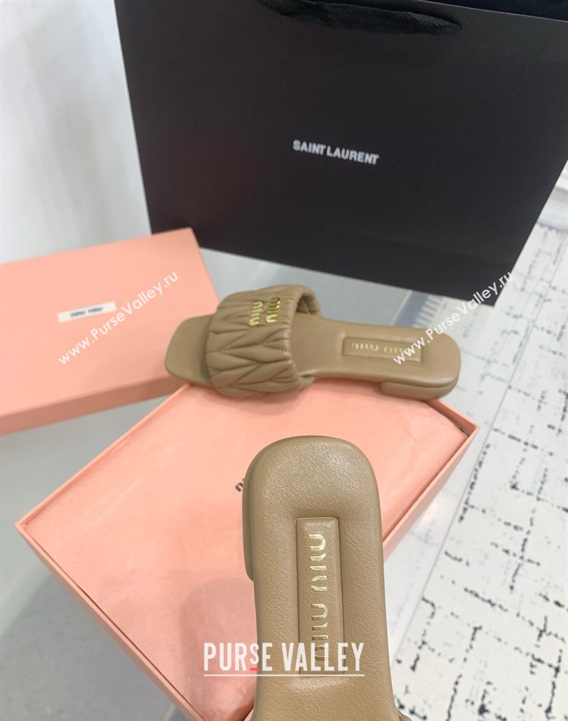 Miu Miu Matelasse Nappa Leather Flat Slides Sandal Khaki 2025 5XX605 (KER-250426078)