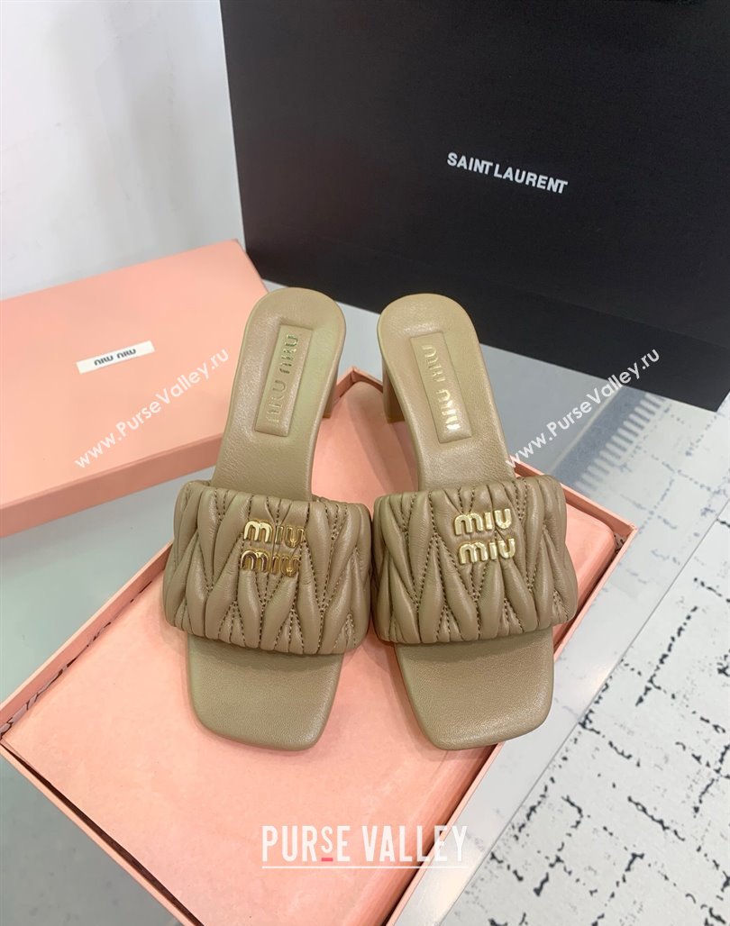 Miu Miu Matelasse Nappa Leather Heel Slides Sandal 5.5cm Khaki 2025 5XX657 (KER-250426085)