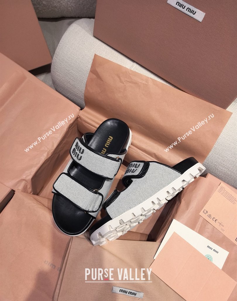 Miu Miu Canvas and Leather Platform Slides Sandal 3cm Black 2025 5XX658 (MD-250426058)