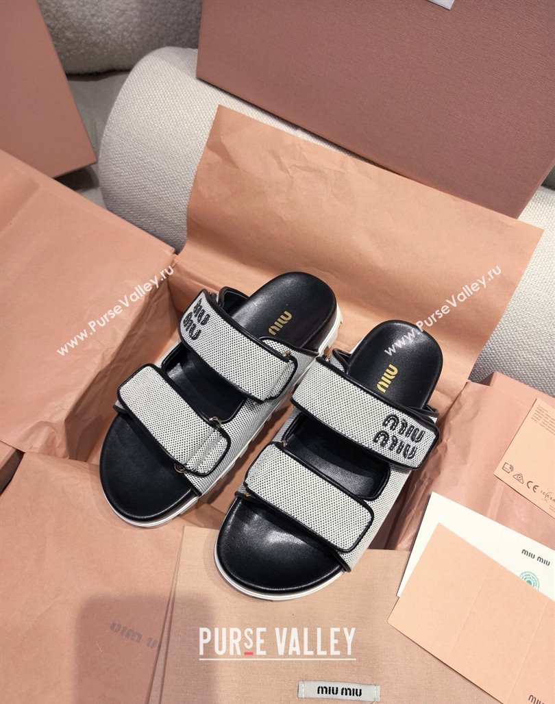 Miu Miu Canvas and Leather Platform Slides Sandal 3cm Black 2025 5XX658 (MD-250426058)