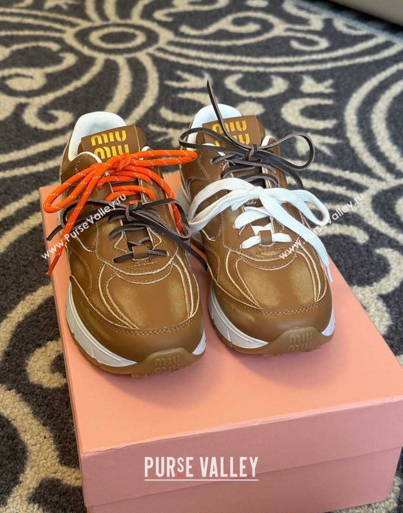 New Balance x Miu Miu Sneakers in Calf Leather Tan Brown 2025 MIU060302 (SS-250603102)
