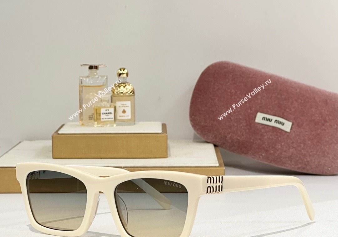 Miu Miu Sunglasses White 2025 SMUA05S (shi-250614028)