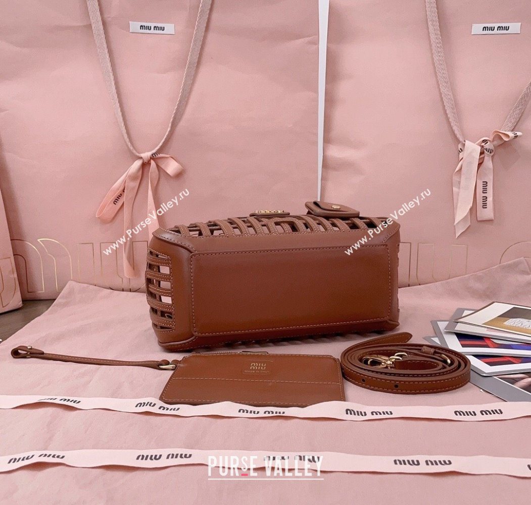 Miu Miu Leather Basket bag Cognac Brown 2025 5BA294 (JD-250626065)