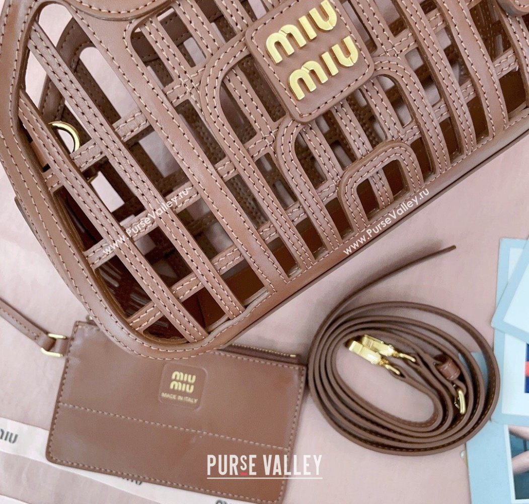 Miu Miu Leather Basket bag Cognac Brown 2025 5BA294 (JD-250626065)