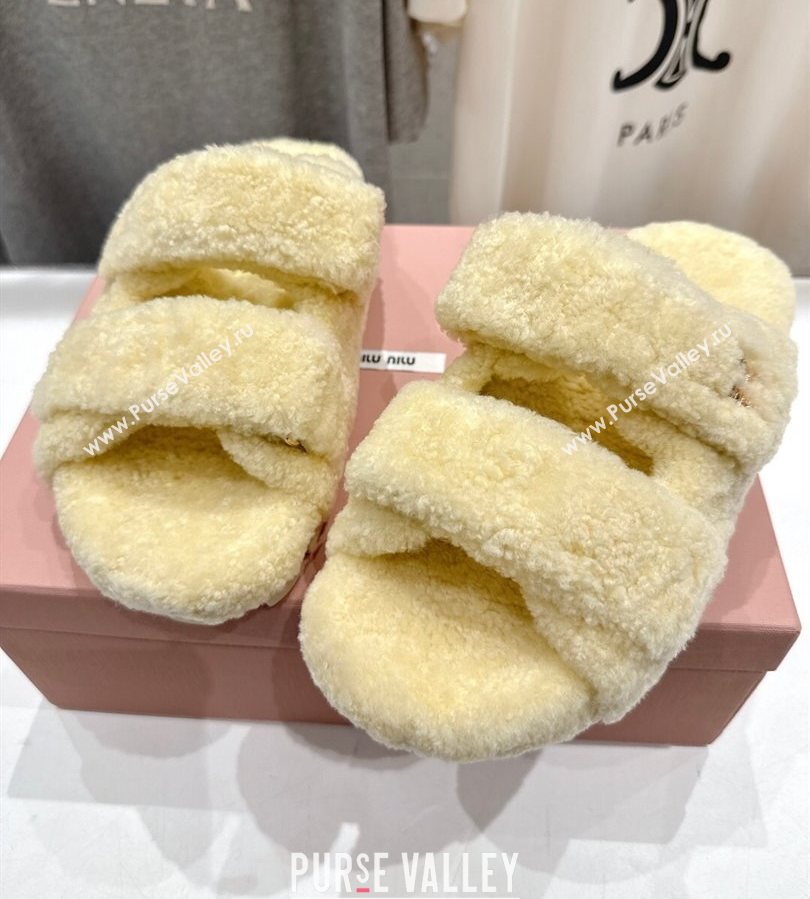Miu Miu Shearling Strap Flat Slides Sandal Yellow 2025 MIU071001 (MD-250710087)