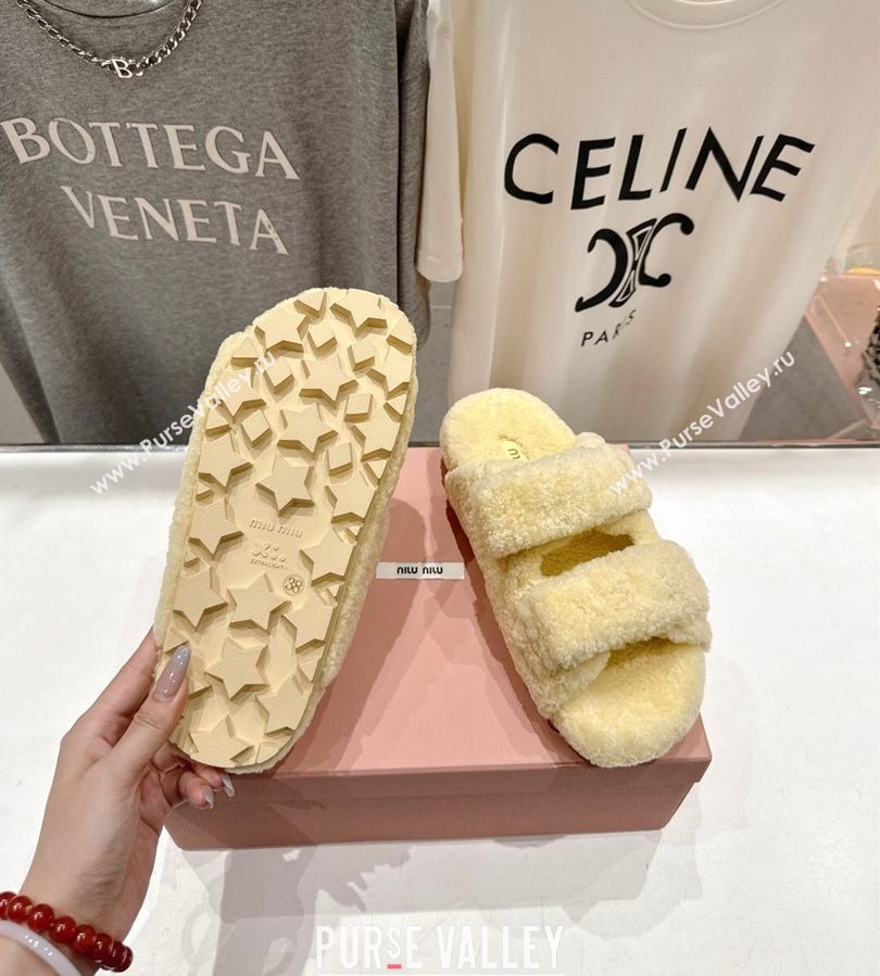 Miu Miu Shearling Strap Flat Slides Sandal Yellow 2025 MIU071001 (MD-250710087)