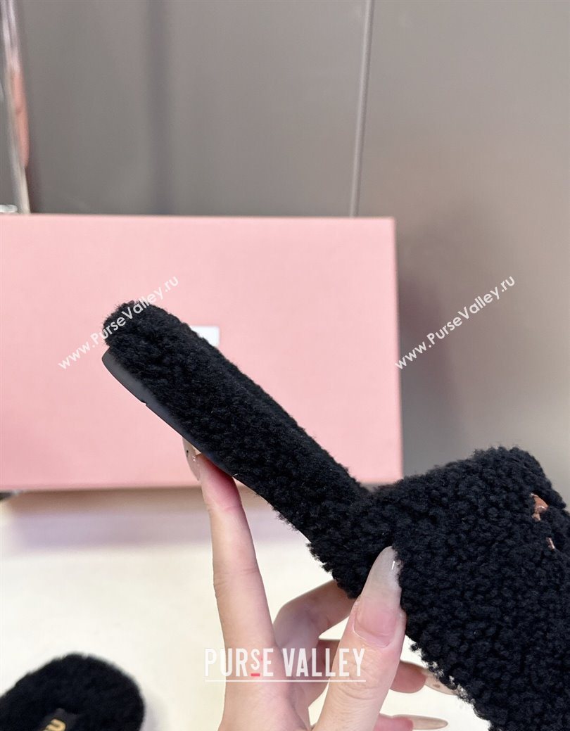 Miu Miu Shearling Flat Slides Sandal Black 2025 MIU082608 (MD-250826050)