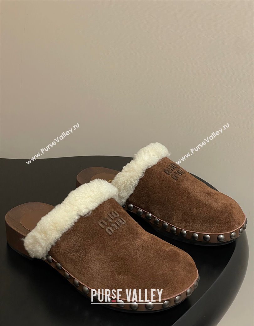 Miu Miu Suede and Wool Clogs Mules Brown 2025 MIU082609 (MD-250826056)