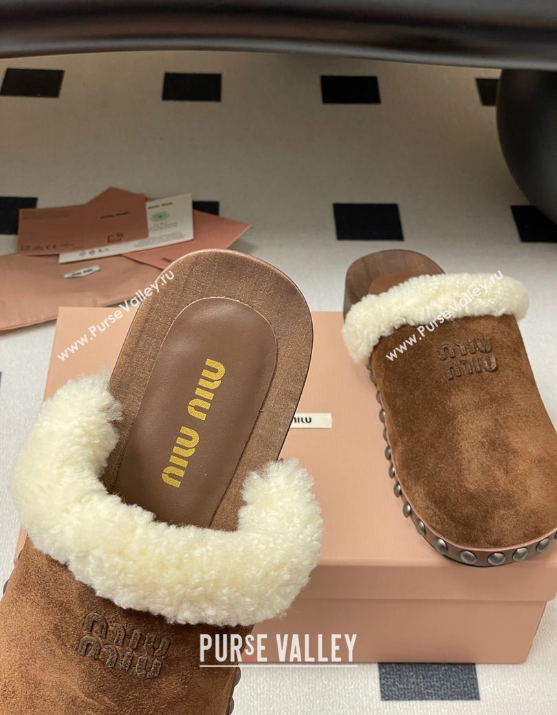 Miu Miu Suede and Wool Clogs Mules Brown 2025 MIU082609 (MD-250826056)